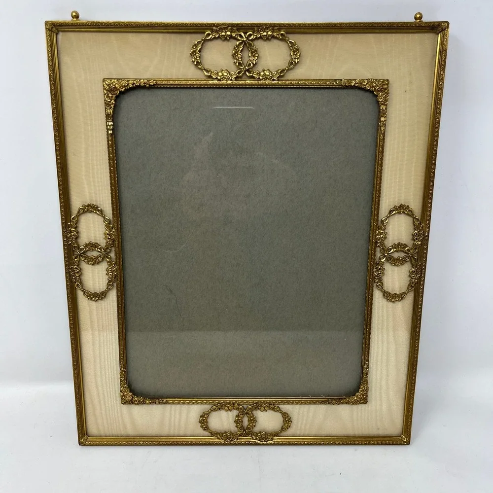 Vintage French Ornate Gold Metal Silk Mat Picture Frame Hollywood Regency 8x10